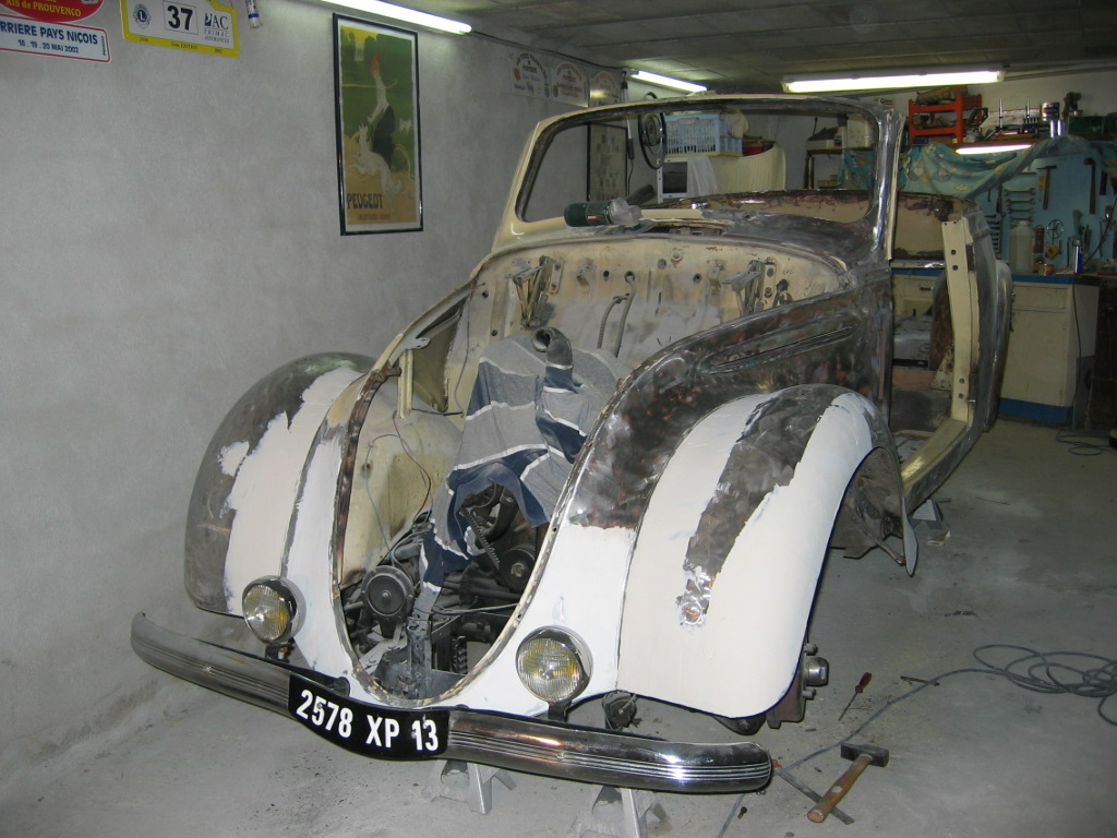 Restauration de la 202 cab. 1939 de Claude